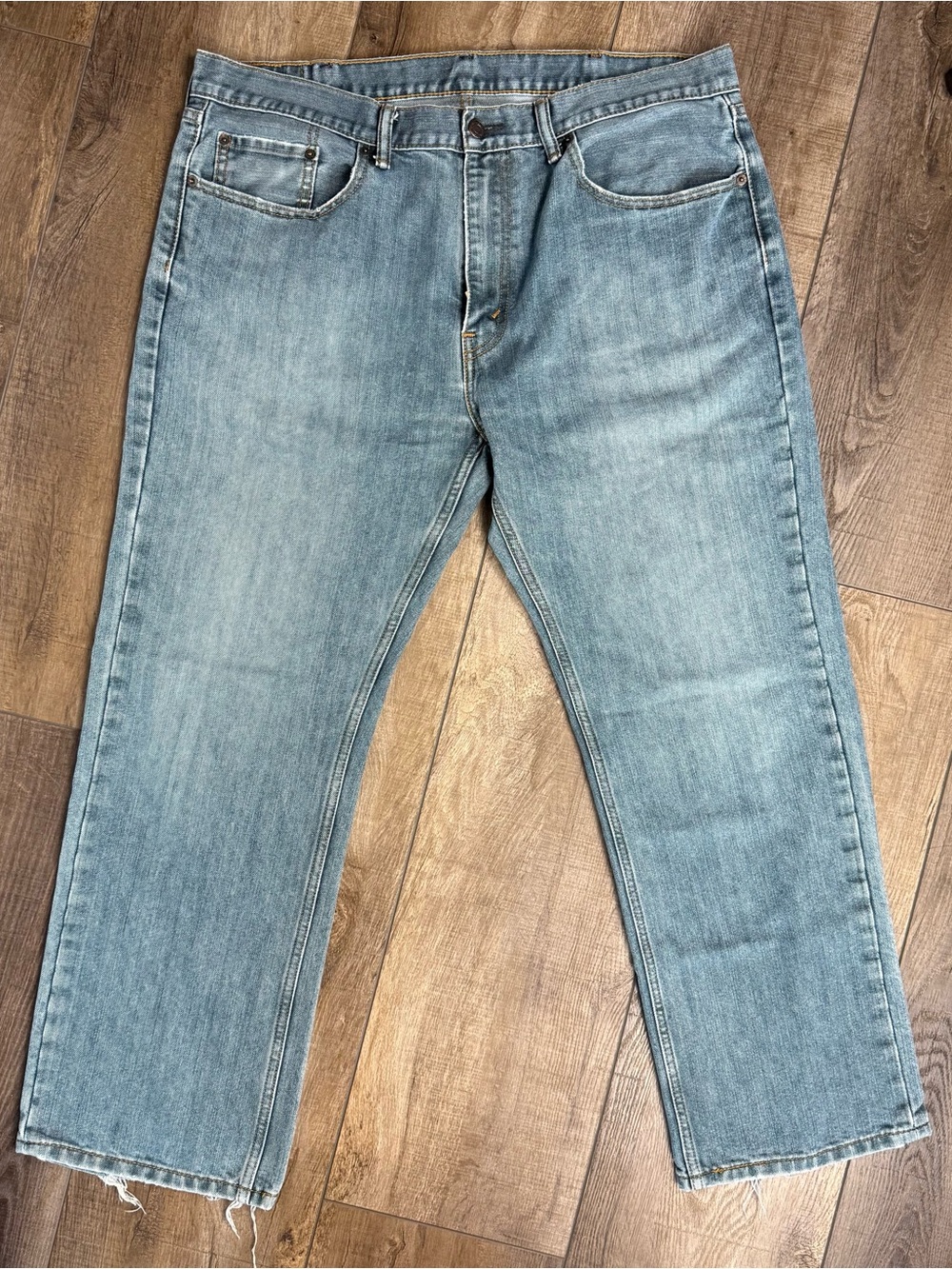 Levi’s 559 Relaxed Straight Jeans 38x30 Light Wash Blue Denim Men’s Casual
